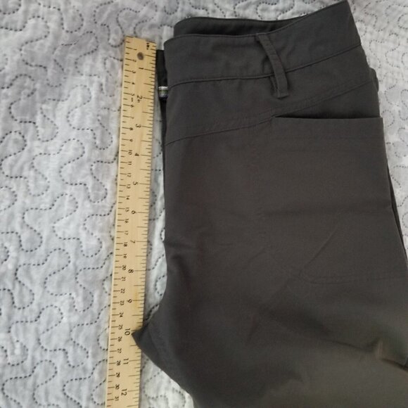 MEC Mountain equipment Co-op Hiking Capri Size 8 - Picture 7 of 8